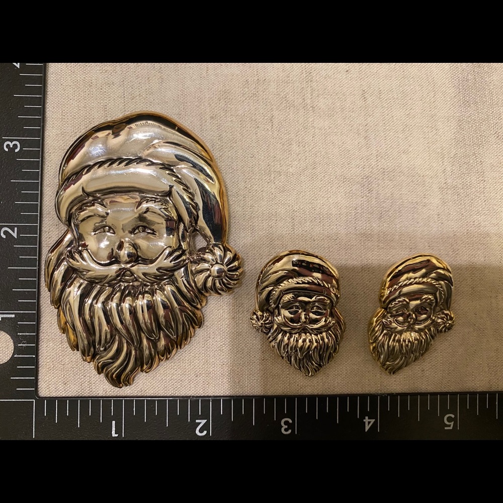 Silver Tone Santa Brooch & Earrings